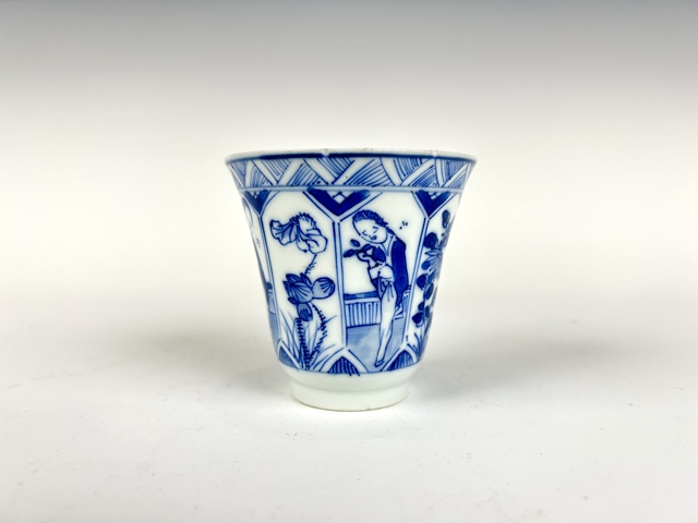古玩陶瓷清光緒·青花仕女花卉開窗鈴鐺杯真品鑒賞圖
