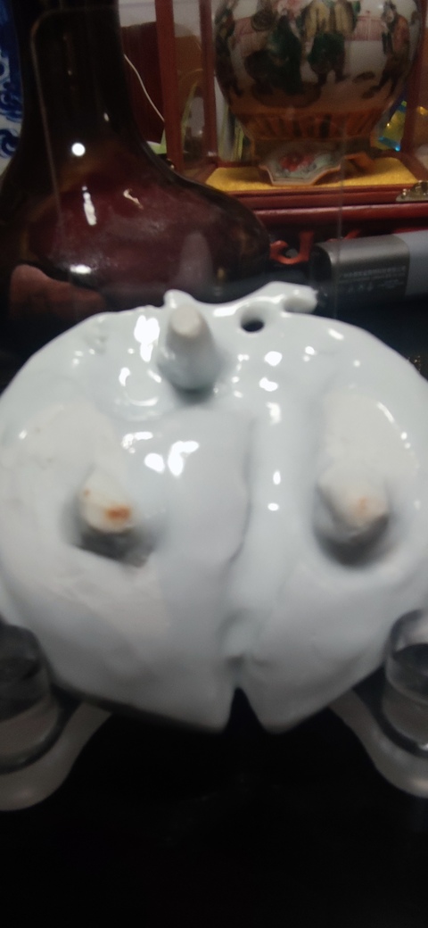 古玩陶瓷德化窯筆舔真品鑒賞圖