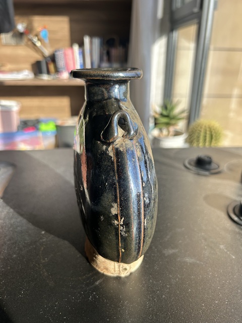 古玩陶瓷金元耀州黑釉樹葉紋穿戴扁壺（馬背上的壺）拍賣，當前價格1152元