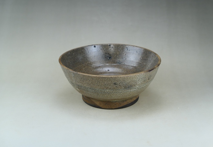 古玩陶瓷哥釉碗真品鑒賞圖
