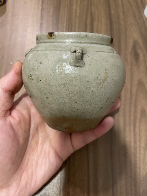 古玩陶瓷越窯青瓷罐真品鑒賞圖
