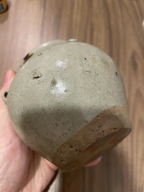 古玩陶瓷越窯青瓷罐真品鑒賞圖