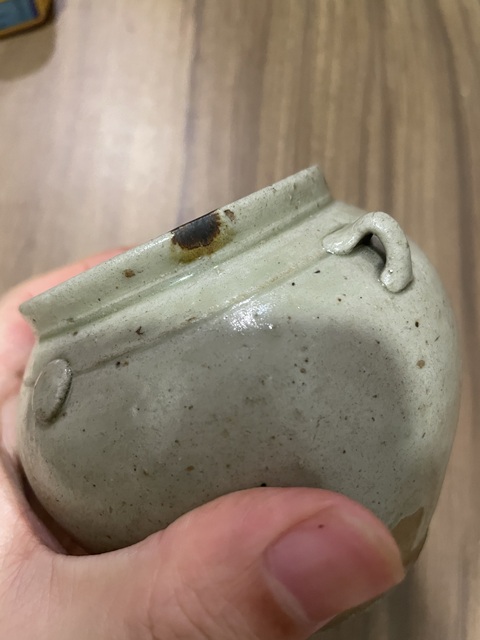 古玩陶瓷越窯青瓷罐真品鑒賞圖
