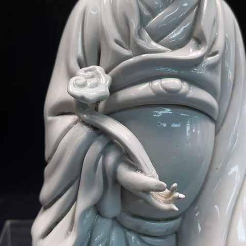 古玩陶瓷德化窯觀塑像拍賣,當前價格800元