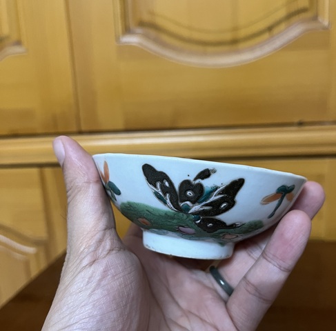 古玩陶瓷花蝶紋粉彩茶園拍賣,當前價格188元