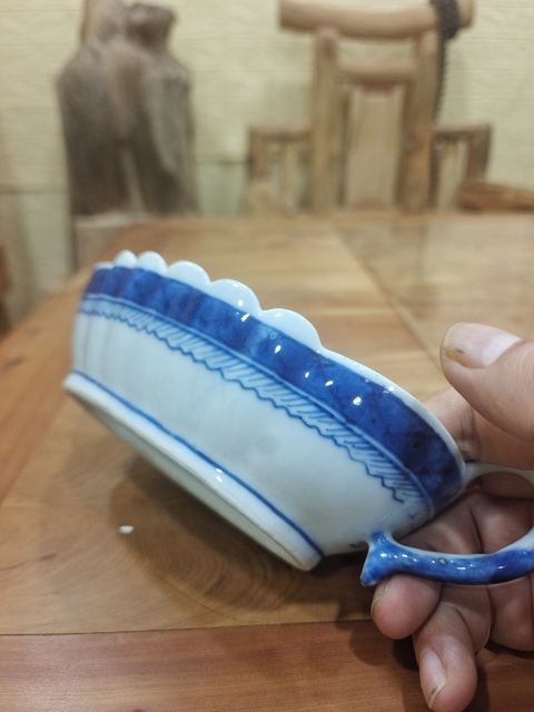 古玩陶瓷清乾隆 青花山水紋沙拉杯真品鑒賞圖