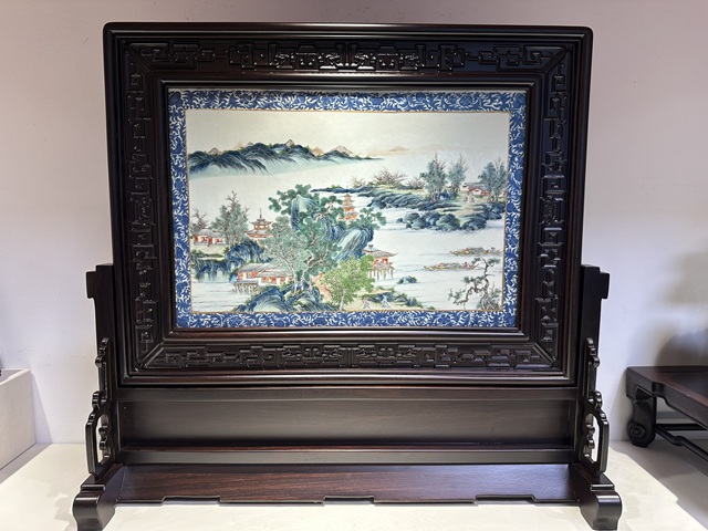 古玩陶瓷青花邊粉彩山水通景紋瓷板真品鑒賞圖