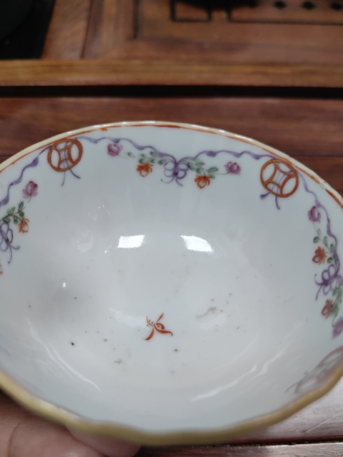 古玩陶瓷廣彩小碗真品鑒賞圖