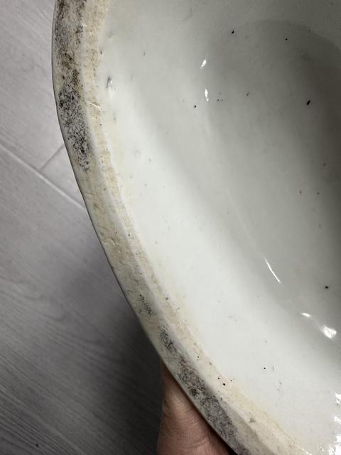 古玩陶瓷青花蝴蝶瓶真品鑒賞圖