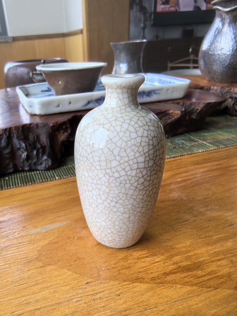 古玩陶瓷哥釉鼻煙壺真品鑒賞圖
