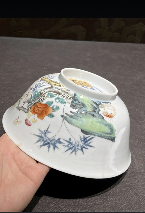 古玩陶瓷粉彩花鳥梅竹紋大碗拍賣,當前價格88888元