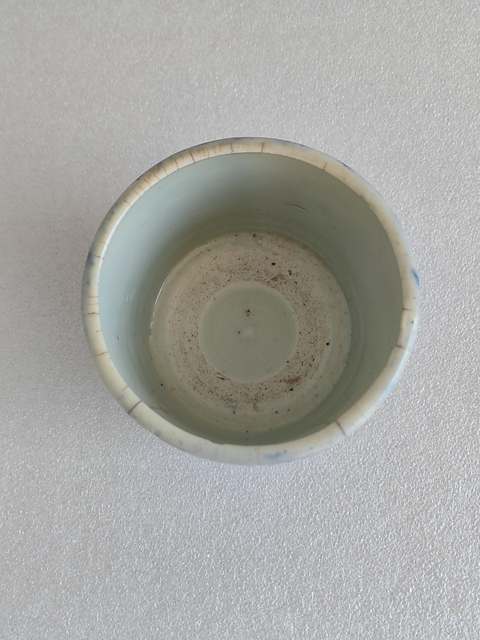 古玩陶瓷青花圈足筒式香爐真品鑒賞圖