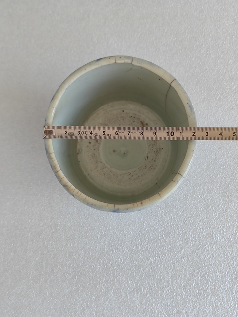 古玩陶瓷青花圈足筒式香爐真品鑒賞圖