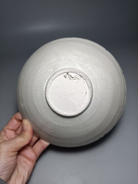 古玩陶瓷(南宋)青白釉刻花斗笠碗拍賣,當(dāng)前價格0元