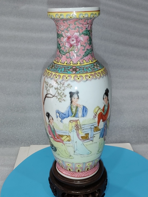 古玩陶瓷粉彩仕女人物紋瓶拍賣,當前價格980元