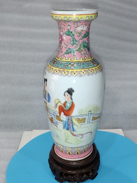 古玩陶瓷粉彩仕女人物紋瓶拍賣,當前價格980元