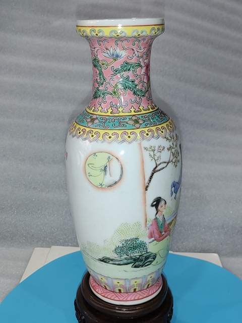 古玩陶瓷粉彩仕女人物紋瓶拍賣,當前價格980元