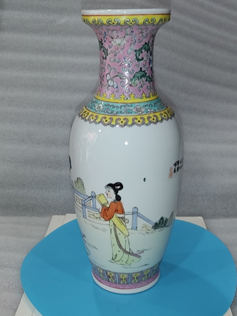 古玩陶瓷粉彩仕女人物盤口瓶拍賣，當(dāng)前價(jià)格1680元