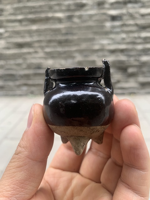 古玩陶瓷耀州窯黑釉香爐拍賣,當前價格4600元