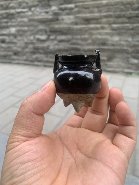 古玩陶瓷耀州窯黑釉香爐拍賣,當前價格4600元