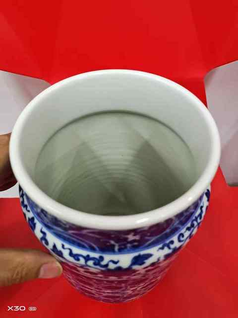 古玩陶瓷青花纏枝蓮壯罐真品鑒賞圖