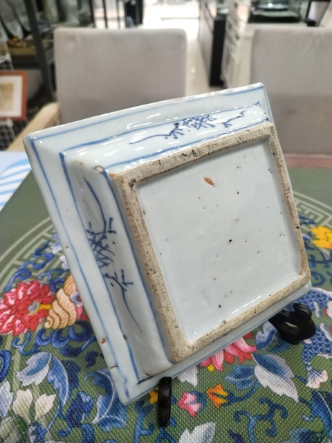古玩陶瓷青花山水人物紋四方盤真品鑒賞圖