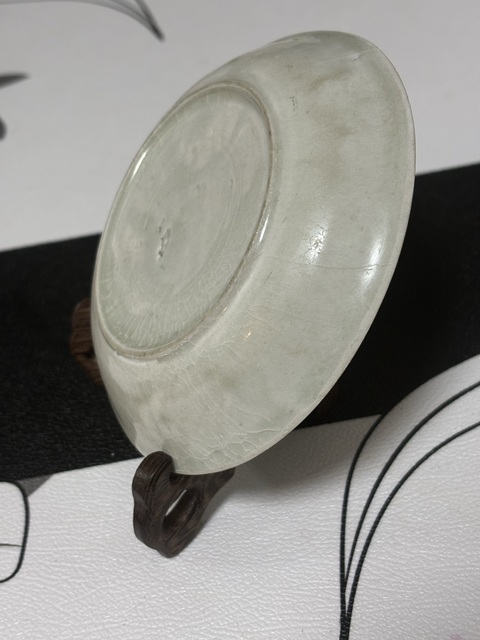 古玩陶瓷北宋·刻花洗真品鑒賞圖