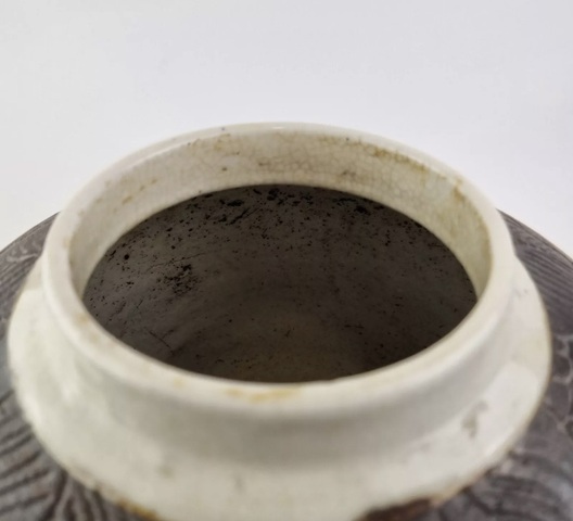 古玩陶瓷清晚期 青花花鳥紋罐真品鑒賞圖