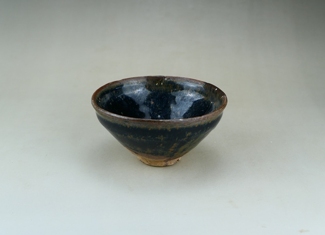 古玩陶瓷建窯黑釉雪花斑紋盞真品鑒賞圖