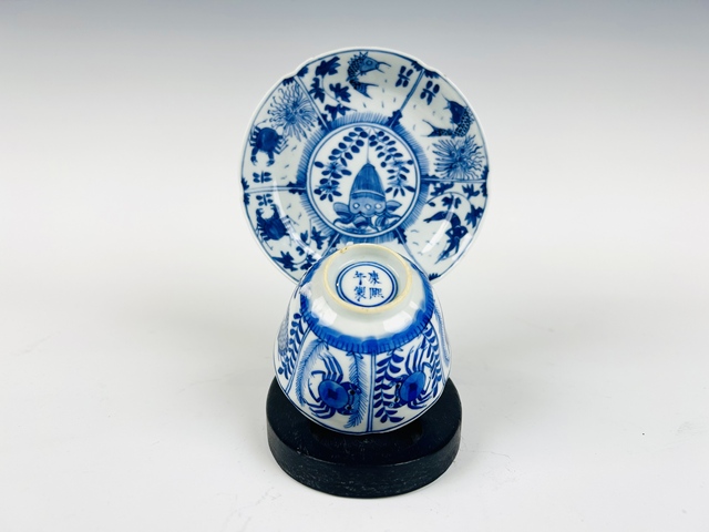 古玩陶瓷清光緒·青花魚蝦蟹杯碟真品鑒賞圖