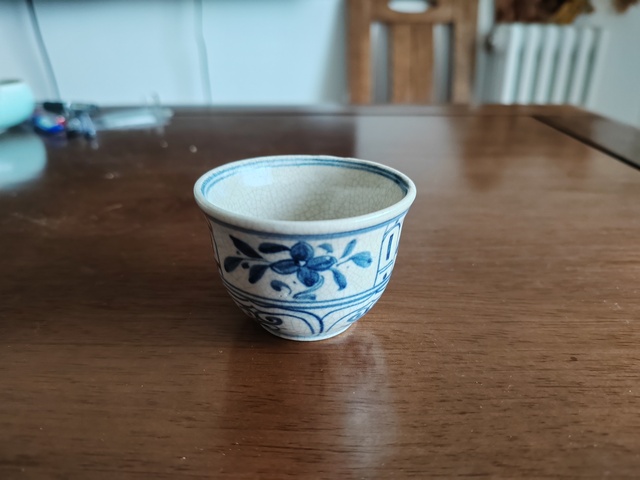 古玩陶瓷青花花卉紋杯真品鑒賞圖