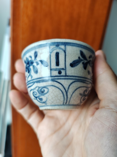 古玩陶瓷青花花卉紋杯真品鑒賞圖
