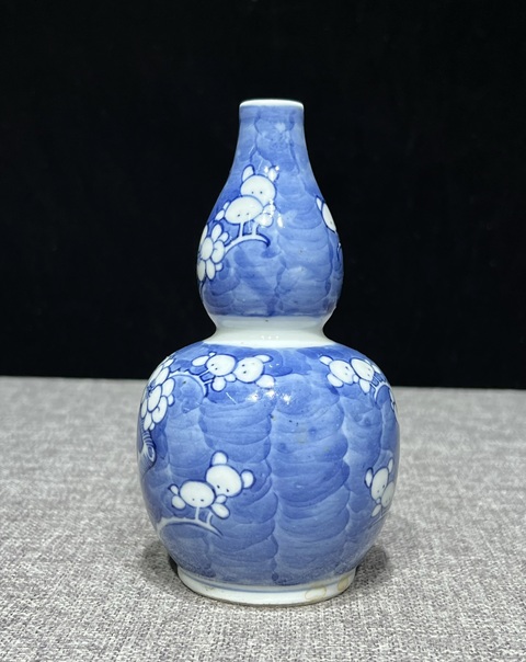 古玩陶瓷清晚·青花留白冰梅紋葫蘆瓶拍賣，當前價格3999元