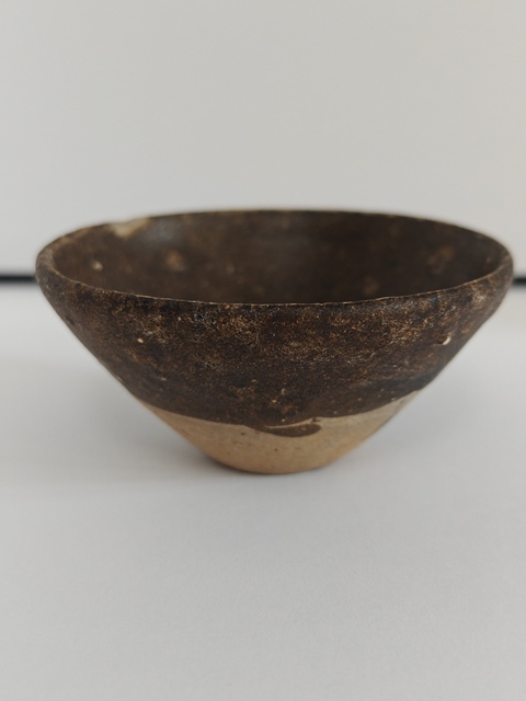 古玩陶瓷贛州窯褐釉茶盞真品鑒賞圖