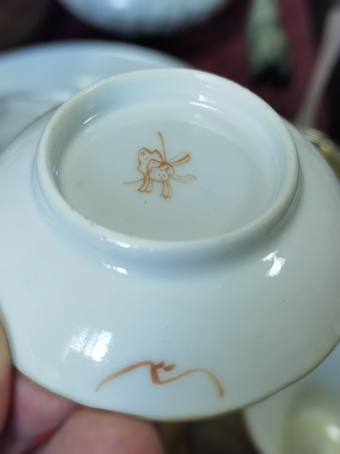 古玩陶瓷粉彩盤真品鑒賞圖
