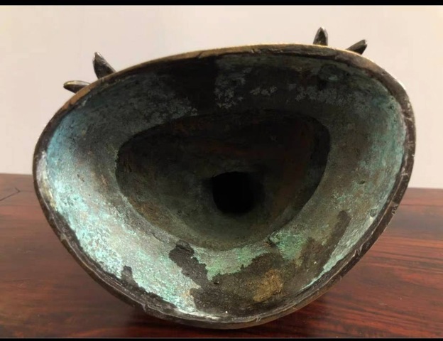 古玩銅器造像真品鑒賞圖