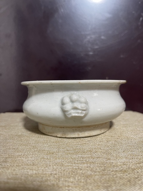古玩陶瓷德化白瓷獅耳爐真品鑒賞圖