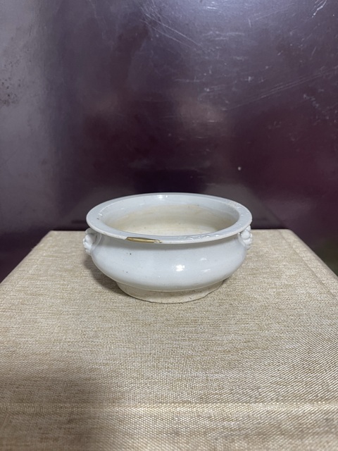 古玩陶瓷德化白瓷獅耳爐真品鑒賞圖