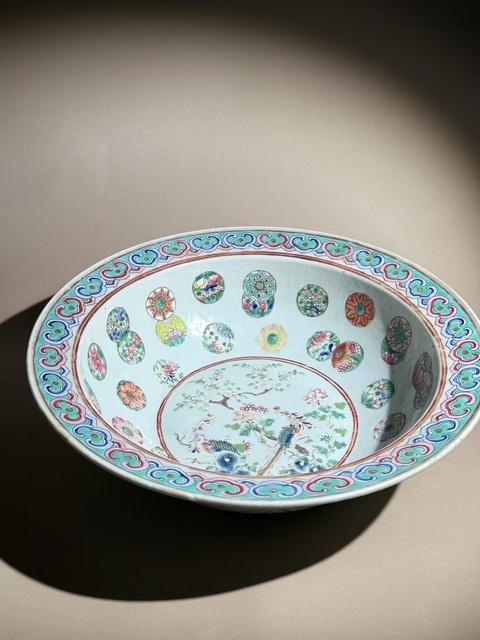 古玩陶瓷粉彩鳳穿牡丹圖折沿盆真品鑒賞圖
