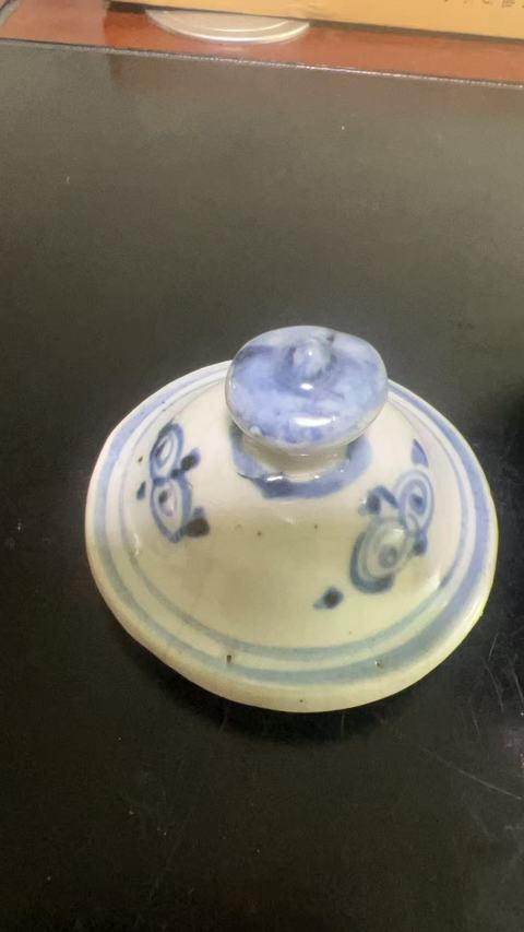 古玩陶瓷青花蓋罐真品鑒賞圖