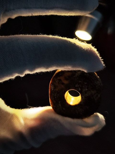 古玩玉器仿古做舊小玉璧真品鑒賞圖