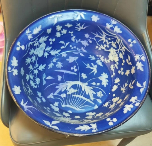 古玩陶瓷祭蘭釉堆白花卉紋洗手盆真品鑒賞圖