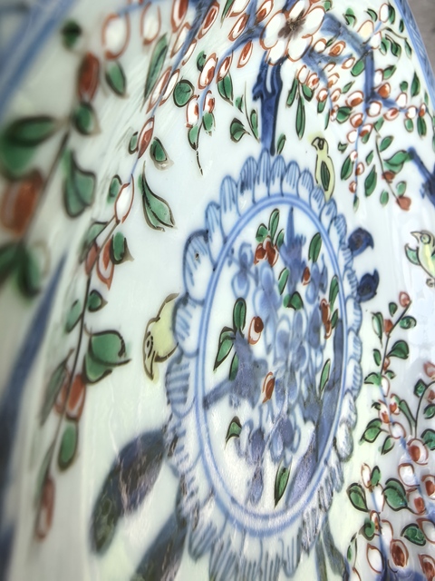 古玩陶瓷清康熙 青花五彩花卉紋盤真品鑒賞圖
