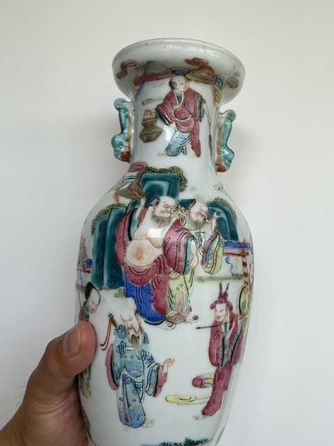 古玩陶瓷晚清粉彩瓶真品鑒賞圖