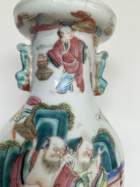 古玩陶瓷晚清粉彩瓶真品鑒賞圖