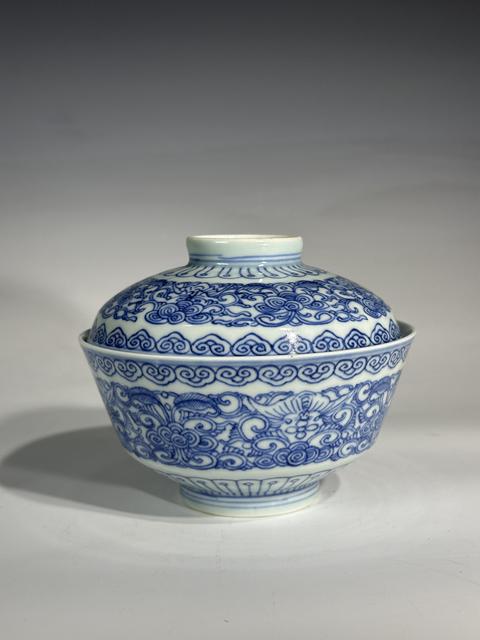 古玩陶瓷蓋碗真品鑒賞圖