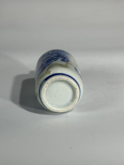 古玩陶瓷鼻煙壺真品鑒賞圖