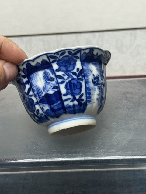 古玩陶瓷清中晚期精品青花大尺寸花口茶杯拍賣,當前價格1260元