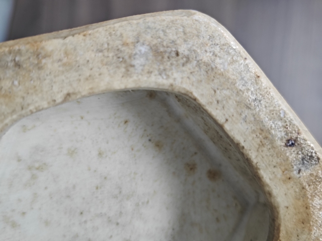 古玩陶瓷山水紋青花瓶真品鑒賞圖