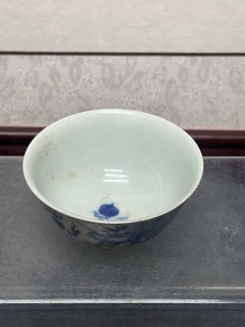 古玩陶瓷龍紋青花碗真品鑒賞圖